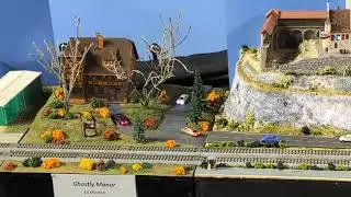 Johnson City Tennessee model railroad show t-track single module. Halloween!