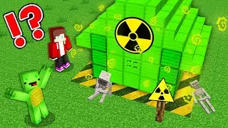 How Mikey & JJ Found this RADIOACTIVE HOUSE in Minecraft - Maizen