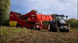 New Holland T 7.270 met Grimme SE 150-60 Loonbedrijf Hindriks