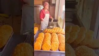 World&lsquo;s best Crispy puri Roti ￼!