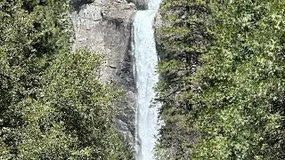 Lower Yosemite Fall trail