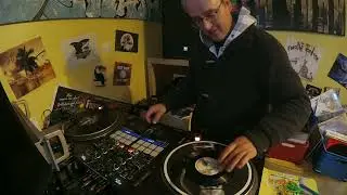 Freestyle scratch sur une instru Soul (Dj Nash Food of scratch Vinyle)