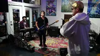 Del Mar performs at Anne Lane Gallery 9/10