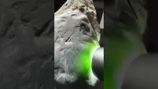 Jadeite rough stone #carving #carvingarts #gemstones #jadeite #artist