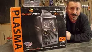 UNBOXING the RAZORCUT45 PLASMA CUTTER