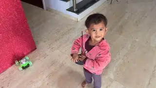 सियाला घेतली रिमोट ची गाडी 😍