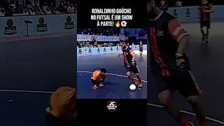 RONALDINHO GA&Uacute;CHO NO FUTSAL &Eacute; UM SHOW &Agrave; PARTE! 🔥⚽ #futebol #meng&atilde;o #flamengo #futebolbrasileiro