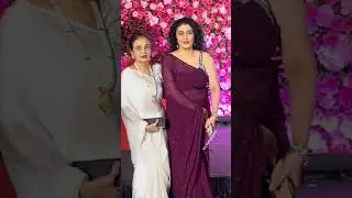 Ragini Khanna with mother 🤩💖 bat Arti Singh wedding function #raginikhanna #bollywood... #artisingh