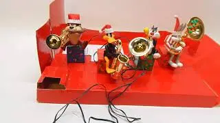 Mr. Christmas Musical 21 Song's Bugs Bunny Brass Band