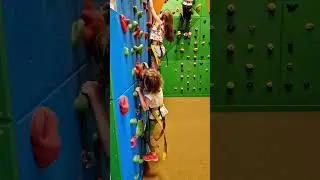 Zalesie Mazury - Ścianka wspinaczkowa z automatyczną asekuracją
