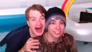 Quackity's Hot Tub Truth or Wing With TommyInnit