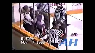 OHL Nov. 7, 1998 Matt Carkner,PET v Michael Hanson,WIN Peterborough Petes Windsor Spitfires
