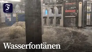 Wassermassen fluten New Yorker U-Bahn