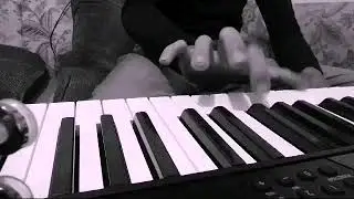 How to play The Great Commandment - Camouflage Synth/Keyboard intro riff