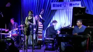 Chelsea Baratz  performing 