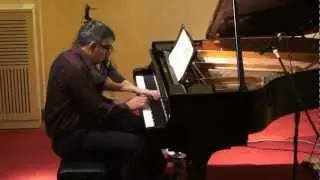 Nikolas Sideris - Piano Stories / 5. Building light momentum
