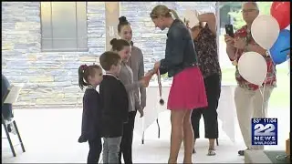 Gold medalist Kacey Bellamy takes part in Westfield 