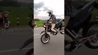 D TRACKER waddo
