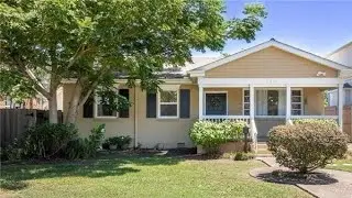 525 RIDGEWAY Drive, Metairie, LA Presented by Karen Trebes.