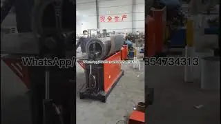 Steel plate rolling machine, metal cylinder forming machine