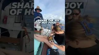 🔥 Hot Food on the High Seas: Hot Bento Sailing Adventure! 🌊🍱