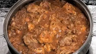 Conejo o pollo en salsa con cebollitas francesas Vídeo receta 112 Aquí cocinamos todos. Cooking