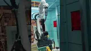 Panasonic Robot 🤖 👽  TM1400G4