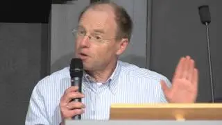 Debate with panelists on Why is Africa (still) poor?