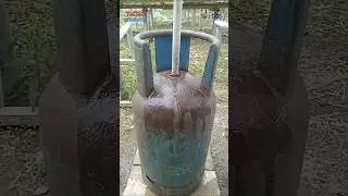 drain the remaining gas in the LPG cylinder before cutting or welding #shortsvideo #creativeideas