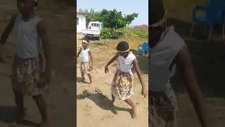 Teaching kids how to dance bewa