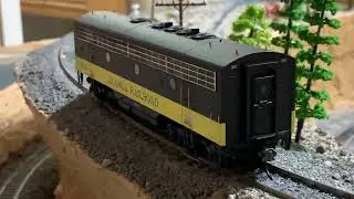 Ho Scale InterMountain EMD F7B B Unit DCC Sound Diesel Locomotive ALASKA RAIL !