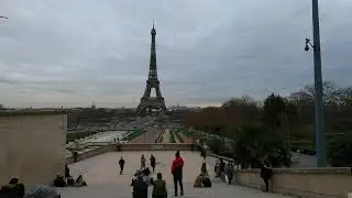 Paname de la Tour-Eiffel au Bois de Boulogne.