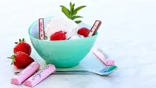 YOGURETTE-JOGHURTEIS mit Erdbeeren | mit und ohne Eismaschine