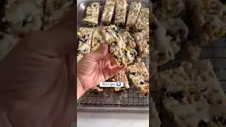 No Cook Blueberry Yogurt Granola Bars #kidsnacks #granolabar #healthysnacks