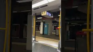 A Set Door Action : North Sydney #ilovetrainsyesido #sydneytrains