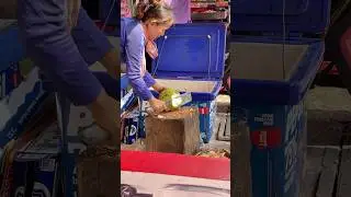 Fresh coconut cutting #satisfying #viralshort #short  #coconutcutting #freshcoconut #cuttingskills