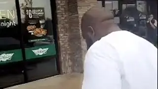 Rick Ross Does a Surprise Visit @ Wing Stop
