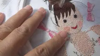 Bordado em máquina antiga
