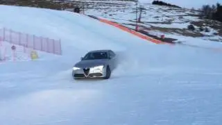 Alfa Romeo Giulia Veloce 2.2 JTDm (210HP) Q4 At Snow [AMAZING PERFORMANCE]