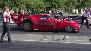Michael Winter's Willys coupe doorslammer at Clastres dragway 2022