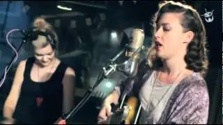 Triple J - Like A Version - Lanie Lane, Gold On The Ceiling