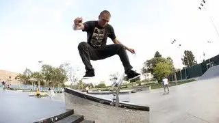 Sierra Fellers VS The Berrics Plaza