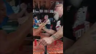 He don't bite #music #teamstone #armwrestling #stonetv #fun #gym #labyrinth #dungeon #timbresnan