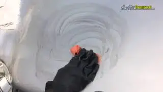 Removing Black Spray Paint from Car with Graffiti Safewipes