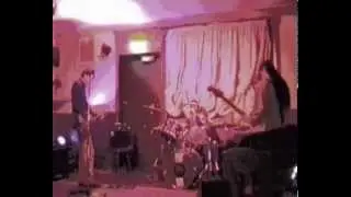 Schnauzeround live at the Bav Tav. Hobart 15/9/2000