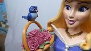 Disney Enesco Traditions Jim Shore Figur: 6014322 Grace and Beauty Dornr&ouml;schen Aurora Deluxe