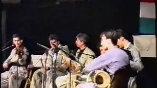 ناسڕ ڕەزازی لەگەڵ تیپی موزیکی ئاوارە لە شاری ئەڵمیرە،یادی کۆماری کوردستان/Shorish qeredaxi