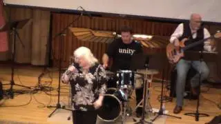 Nikki Williams and Unity Village Chapel band: 