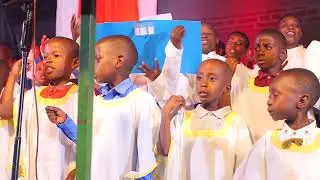ICYISHOGORO CYA PARUWASI KINONO BY PUERE CANTORES KINONI 