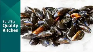 How to Clean and Prepare Mussels